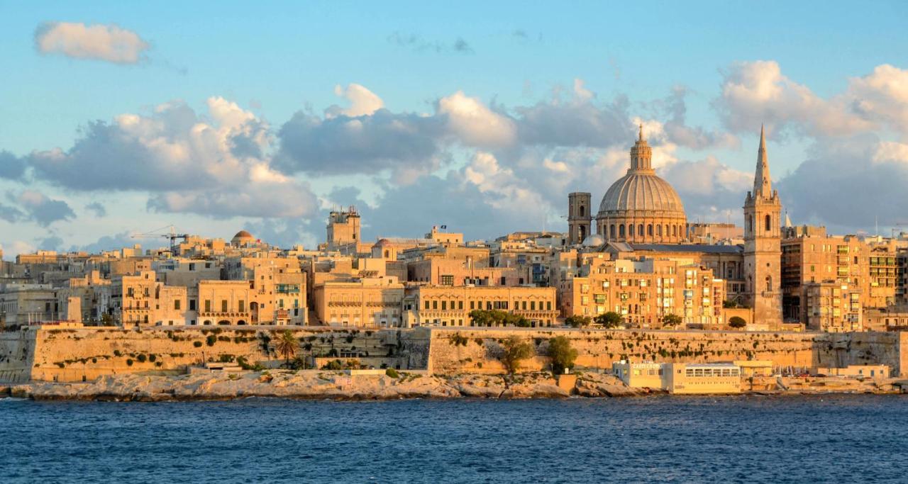 Ana Seafront Haven Apartment Gzira Exterior photo